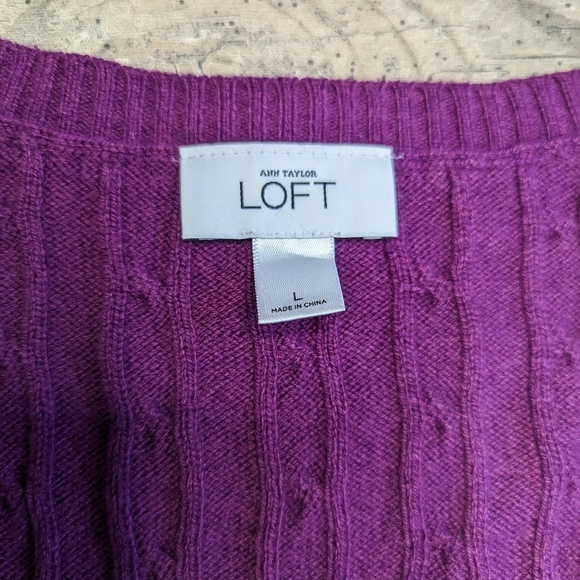 LOFT women's rabbit hair blend cable knit sweater purple Sz L - Picture 3 of 6